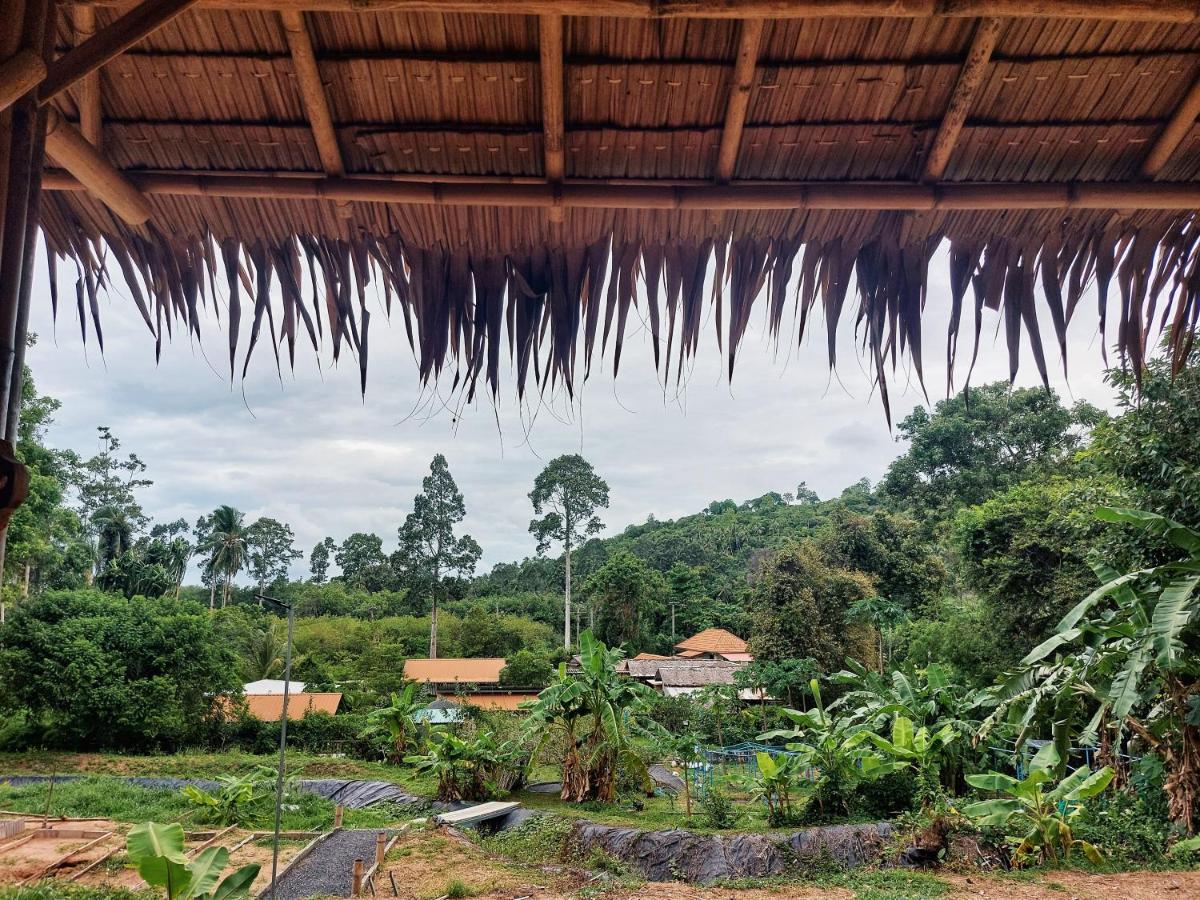 Готель Samui Camping Farm Laem Sor Екстер'єр фото