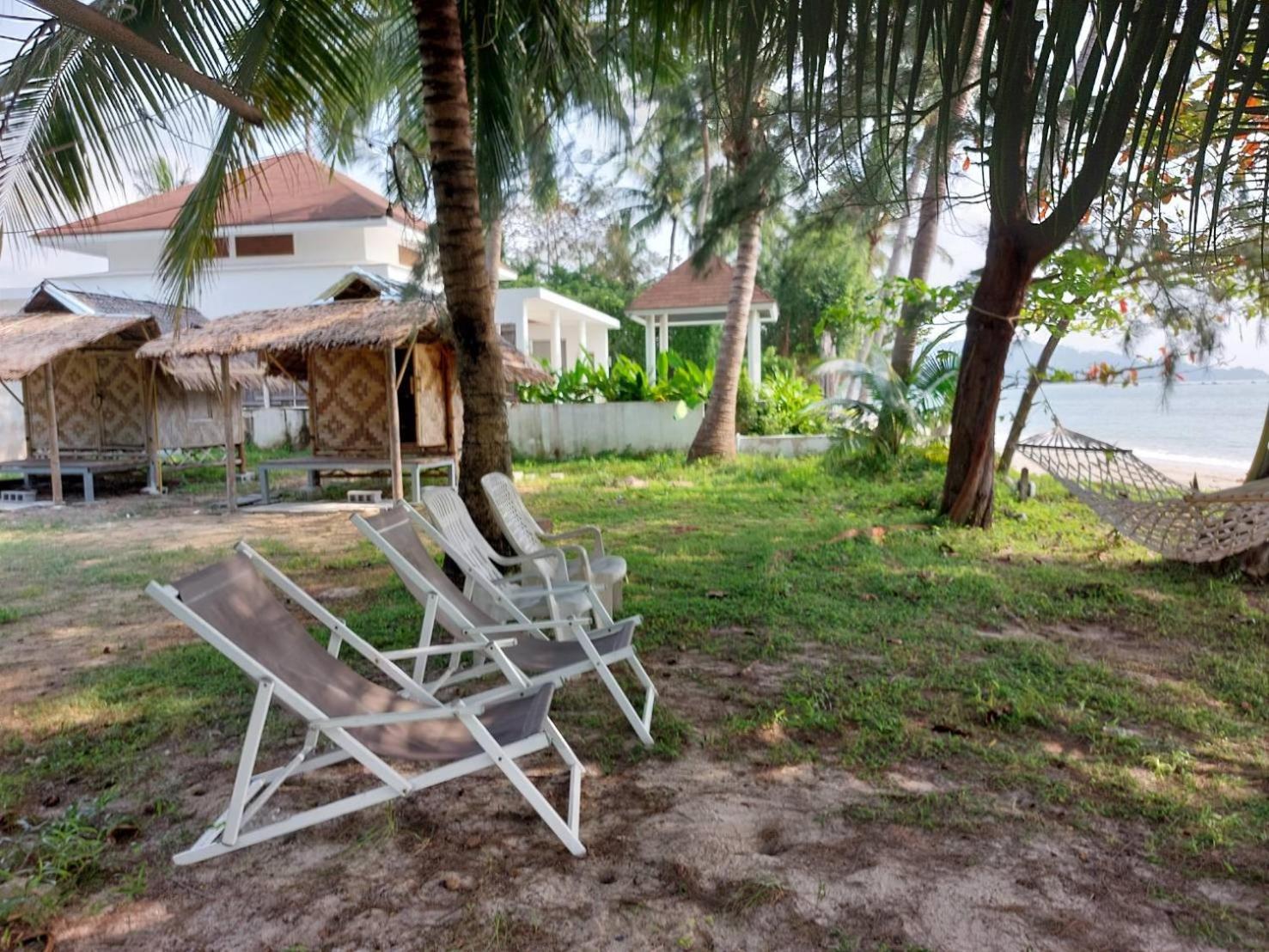 Готель Samui Camping Farm Laem Sor Екстер'єр фото